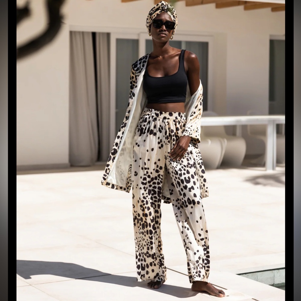 Sea LEO CREPE PULL ON PANT leopard deer  bambi animal palazzo wide leg pants 6